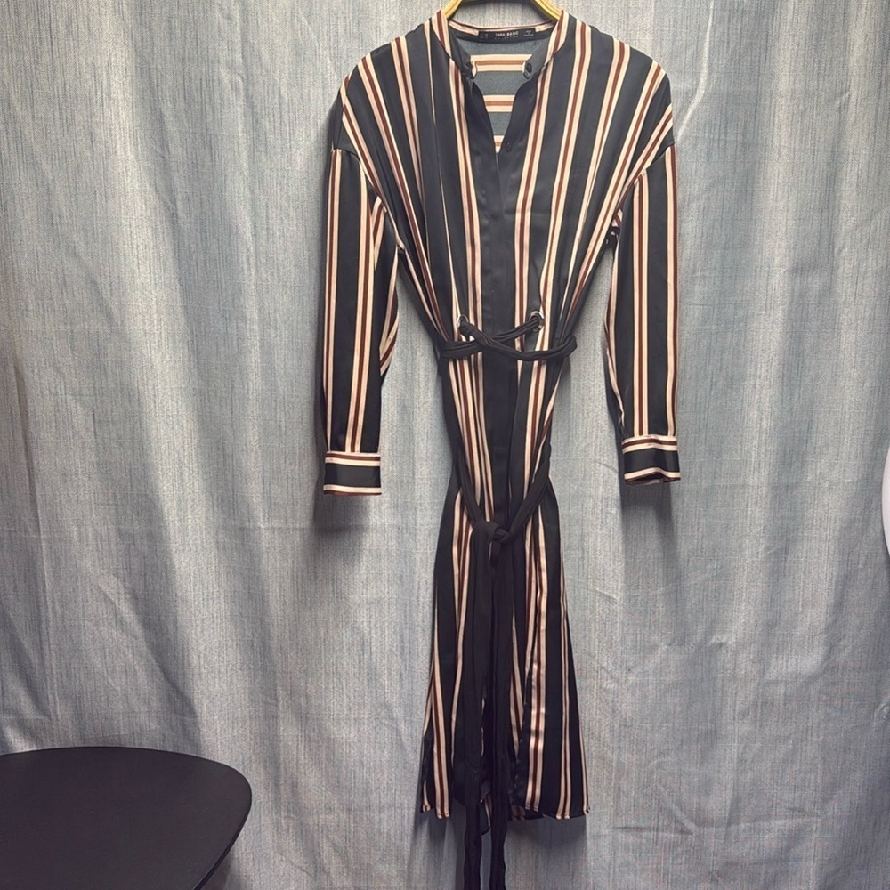 Zara long sleeve tie up dress size XS